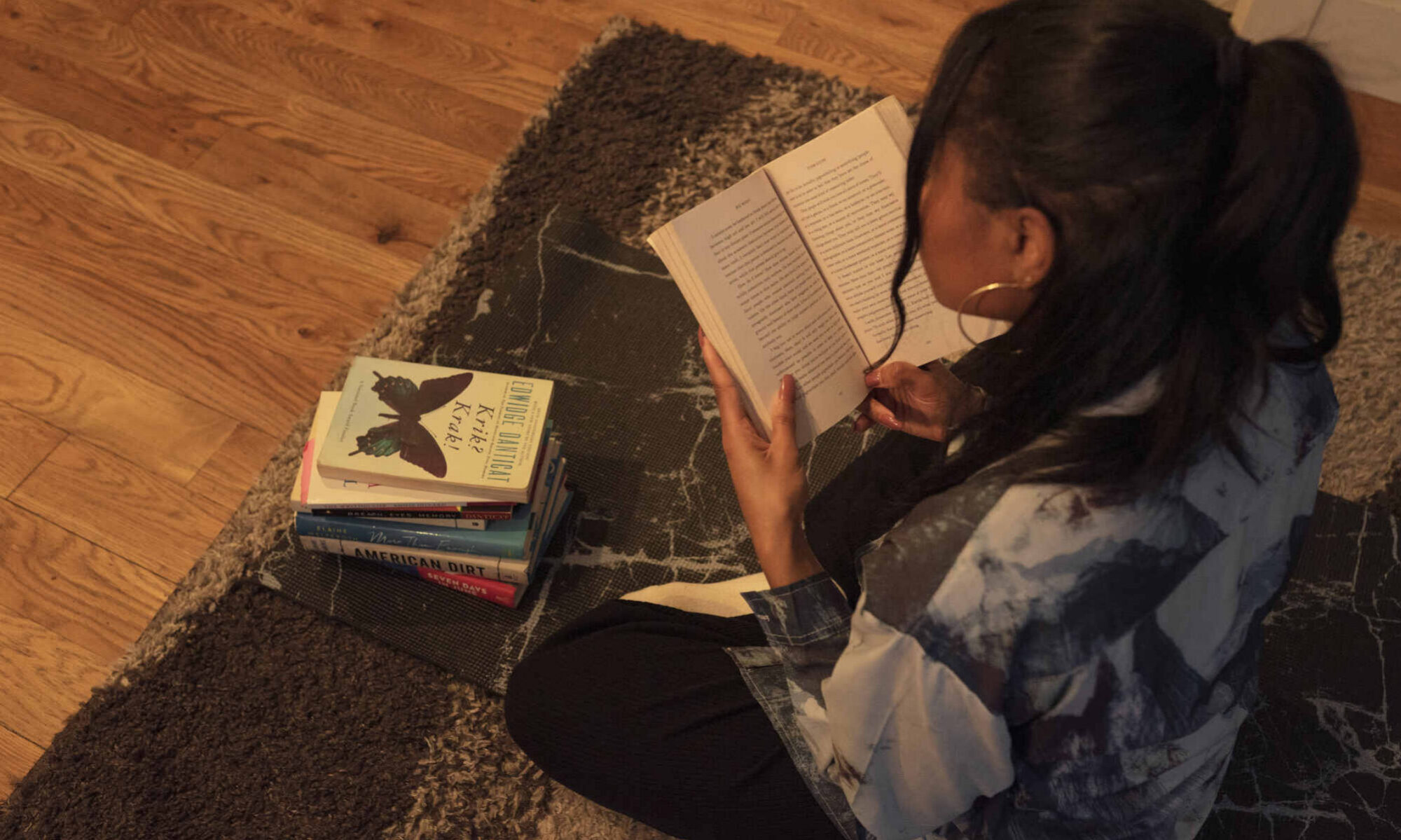 Woman reading
